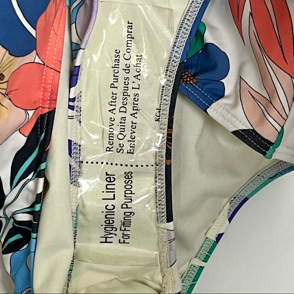 NEW O’NEILL Long Sleeve One piece Swimsuit White Pink Floral Women’s Swim Size S - Picture 15 of 16